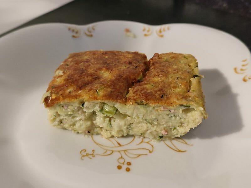 Cliquez pour zoomer ! Zucchini slice – Pain de courgettes australien Thermomix par 🐱UnchatEnCuisine