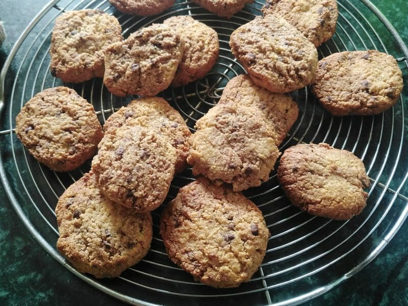 Cliquez pour zoomer ! Cookies à la noix de coco et pépites de chocolat Thermomix par marylinjulie
