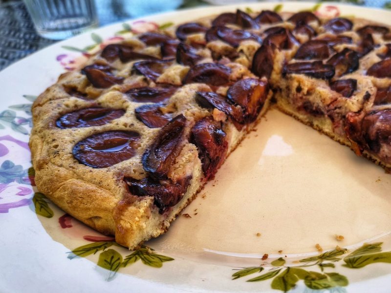 Cliquez pour zoomer ! Tarte briochée aux prunes avec streusel Thermomix par BobbieRookmoot