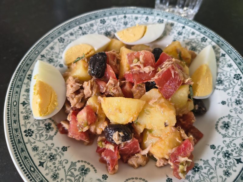 Cliquez pour zoomer ! Salade de pommes de terre au thon Thermomix par BobbieRookmoot