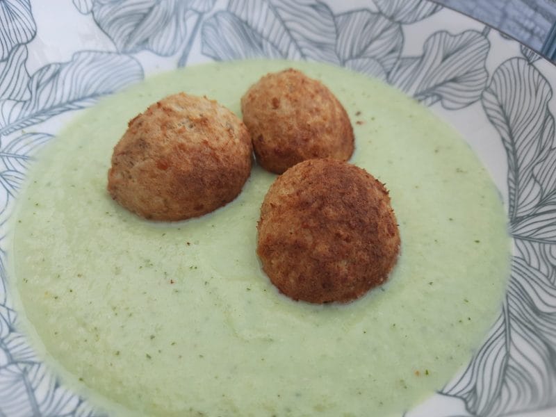 Cliquez pour zoomer ! Soupe froide concombre et menthe Thermomix par BobbieRookmoot