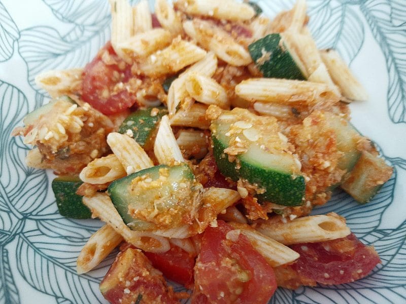 Cliquez pour zoomer ! Salade de pâtes au thon, courgettes et tomates cerises Thermomix par BobbieRookmoot