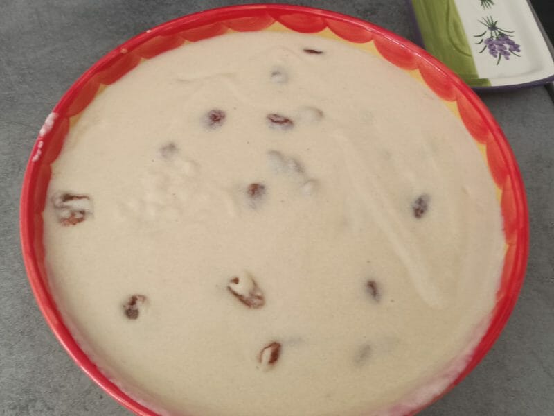 Cliquez pour zoomer ! Gâteau de semoule aux raisins secs Thermomix par aurelie_1426