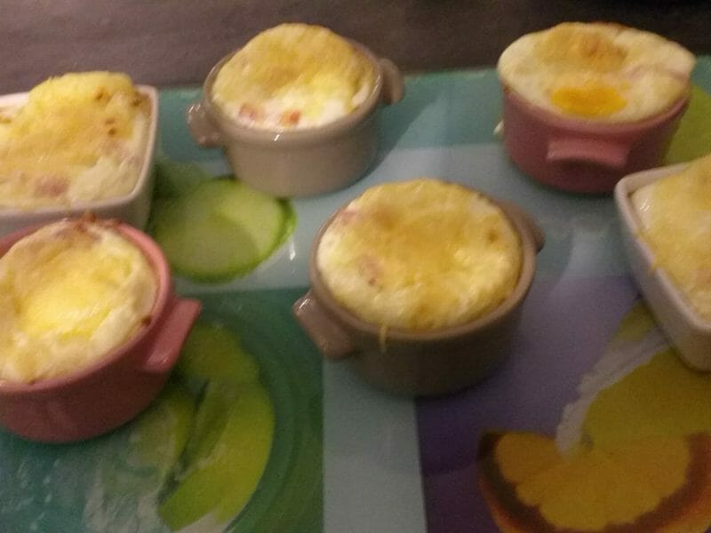 Cliquez pour zoomer ! Oeufs cocotte en parmentier Thermomix par Isabellesomon