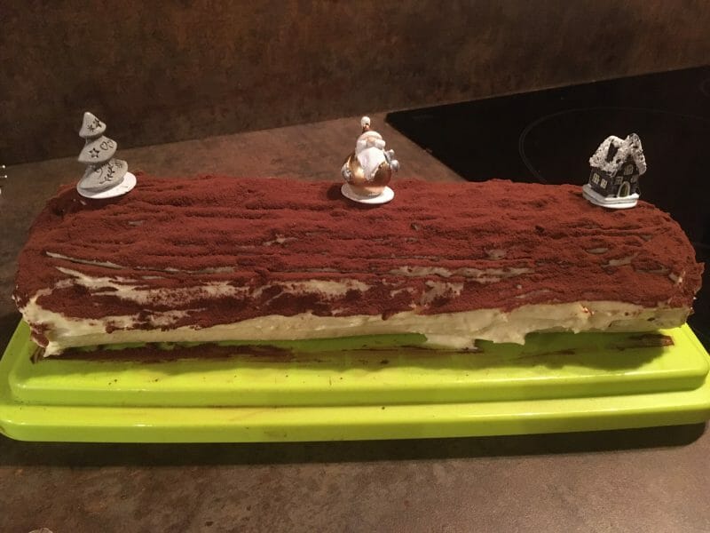 Cliquez pour zoomer ! Bûche Tiramisu Thermomix par Celine2387