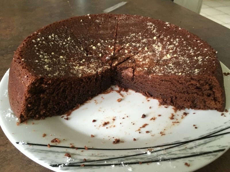 Cliquez pour zoomer ! Gâteau au chocolat des écoliers Thermomix par Celine2387