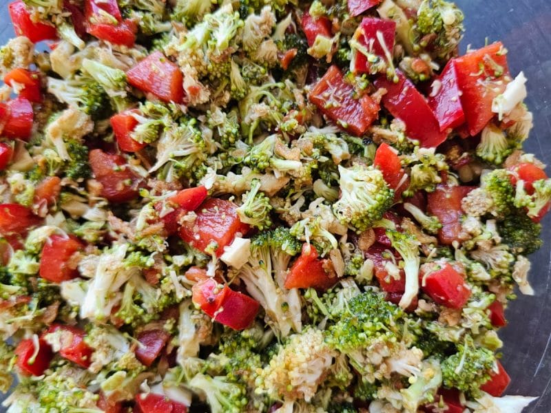 Cliquez pour zoomer ! Salade de brocolis Thermomix par aurore_503