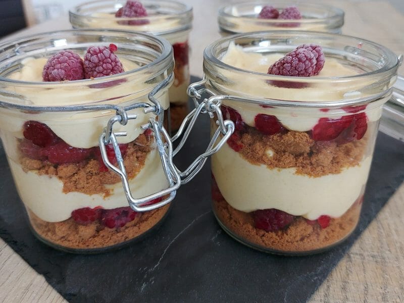 Cliquez pour zoomer ! Tiramisu aux framboises et spéculoos Thermomix par aurore_503