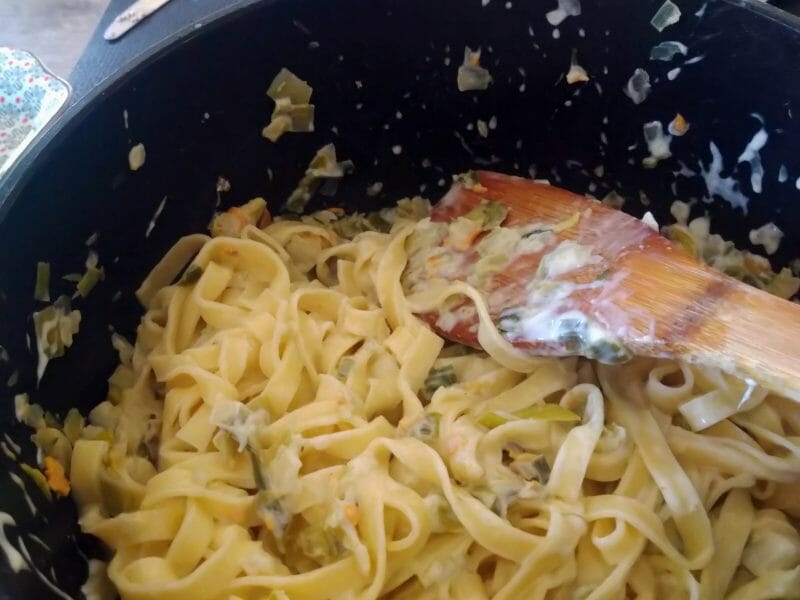 Cliquez pour zoomer ! Tagliatelles à la crème de poireaux Thermomix par Marjojade