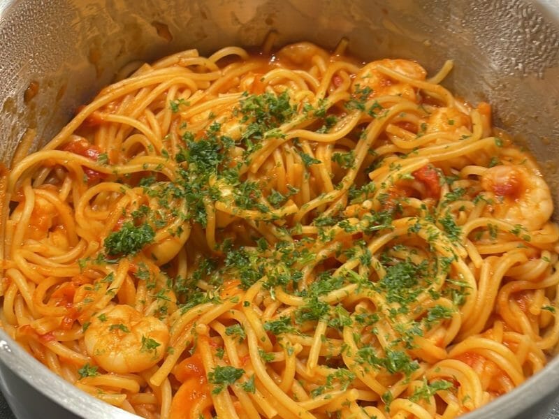 Cliquez pour zoomer ! Spaghettis aux crevettes et à l’ail Thermomix par jcriguey