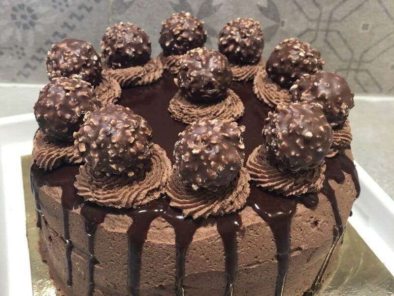 Cliquez pour zoomer ! Layer cake Kinder Bueno Thermomix par Sonste