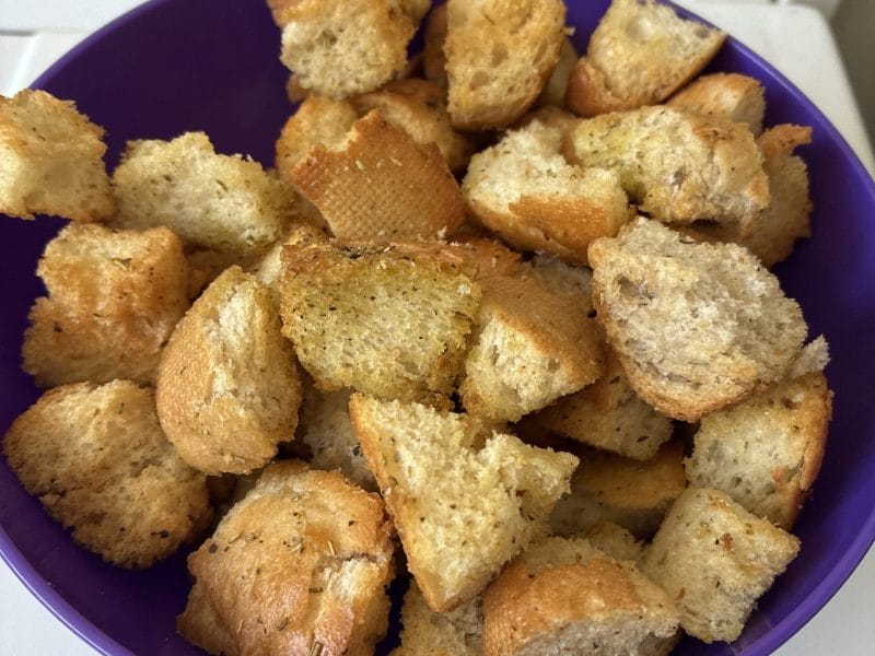 Cliquez pour zoomer ! Croutons à l’ail Thermomix par LesdelicesdeKarine