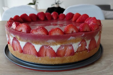Cliquez pour zoomer ! Fraisier Thermomix par alison_133