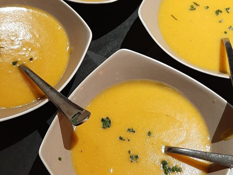 Cliquez pour zoomer ! Mercimek Çorbasi – Soupe aux lentilles turque Thermomix par Rose40