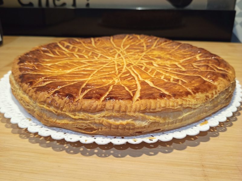 Cliquez pour zoomer ! Galette des rois à la frangipane Thermomix par stef2807