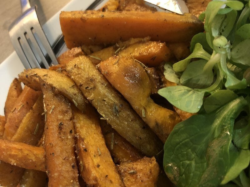 Cliquez pour zoomer ! Potatoes maison Thermomix par Mayou29720