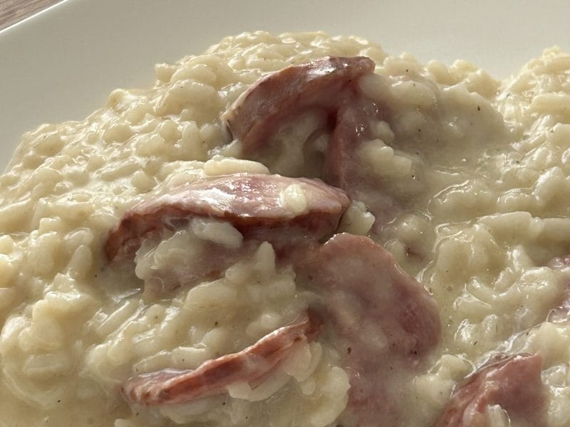 Cliquez pour zoomer ! Risotto à la saucisse fumée et au comté Thermomix par Océ Pipelette