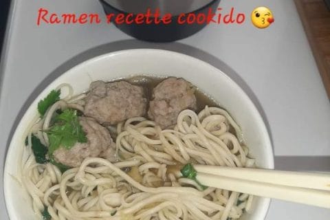 Cliquez pour zoomer ! Ramen thaï au poulet Thermomix par nounoux3