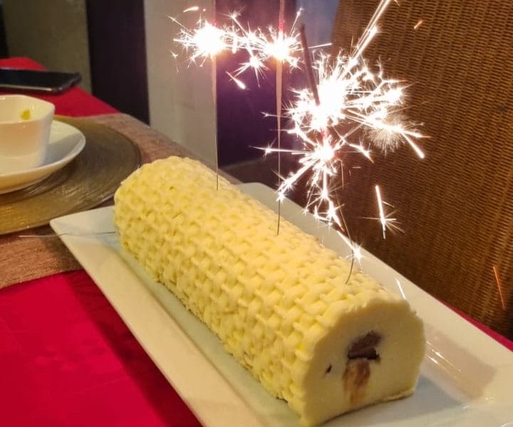 Cliquez pour zoomer ! Bûche vanille praliné Thermomix par nounoux3