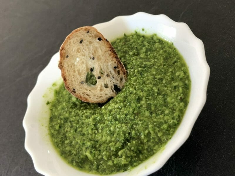 Cliquez pour zoomer ! Pesto aux fanes de radis Thermomix par fabby