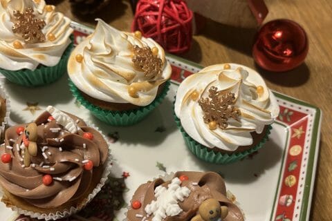 Cliquez pour zoomer ! Fondants au citron, coeur de lemon curd Thermomix par Plus_de_40_ans_et_alors