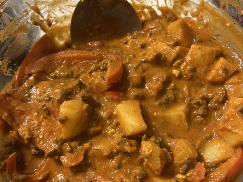 Cliquez pour zoomer ! Boeuf aux poivrons et pommes de terre Thermomix par margotrose