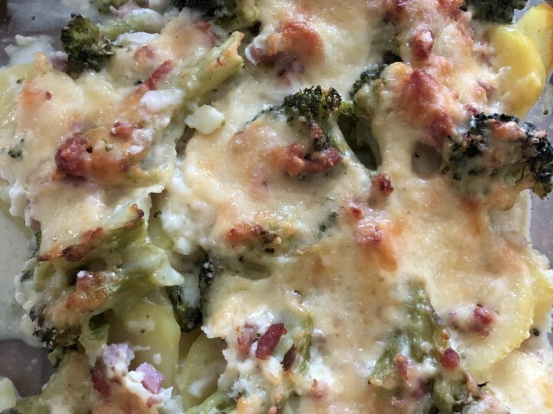 Cliquez pour zoomer ! Gratin de pommes de terre et brocolis Thermomix par adeline_442