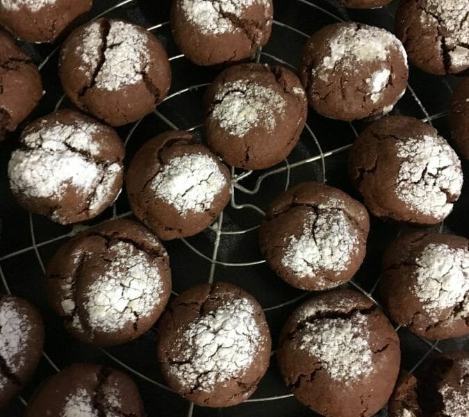 Cliquez pour zoomer ! Craquelés au chocolat Thermomix par Jirviny