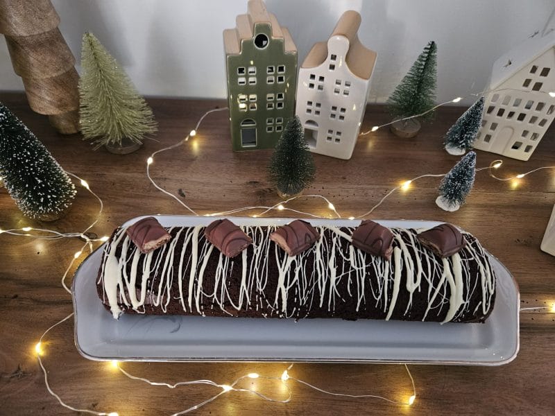 Cliquez pour zoomer ! Roulé au Kinder Bueno Thermomix par Marinette63