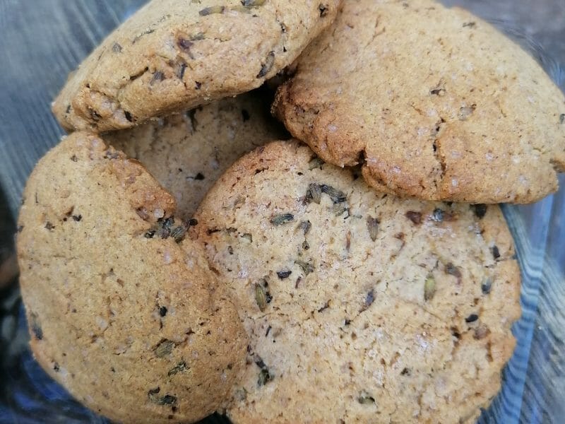 Cliquez pour zoomer ! Cookies à la lavande Thermomix par Lolobalili