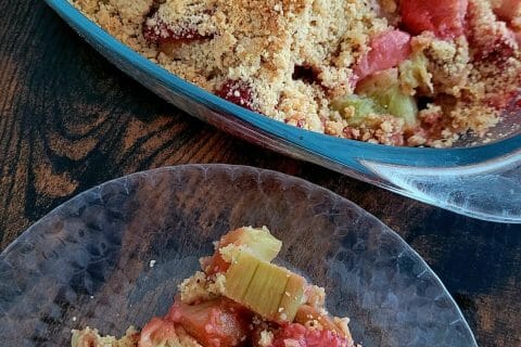Cliquez pour zoomer ! Crumble fraise rhubarbe et noix de coco Thermomix par orelieee