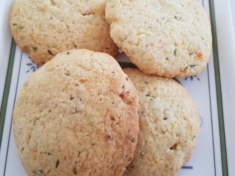 Cliquez pour zoomer ! Cookies romarin et abricots Thermomix par jessy