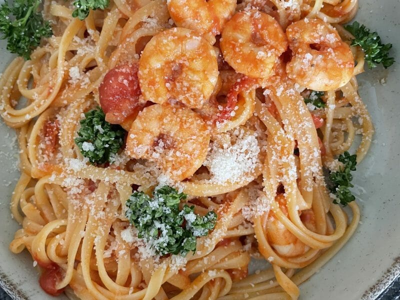 Cliquez pour zoomer ! Spaghettis aux crevettes et à l’ail Thermomix par Melolilol