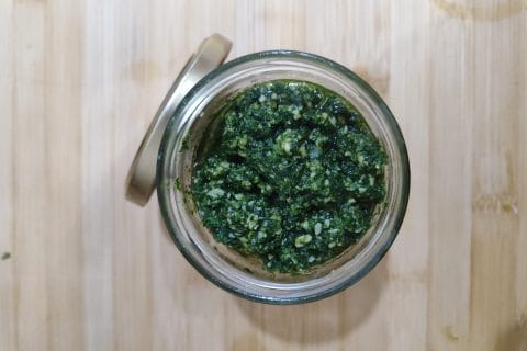 Cliquez pour zoomer ! Pesto aux fanes de radis Thermomix par calandrea