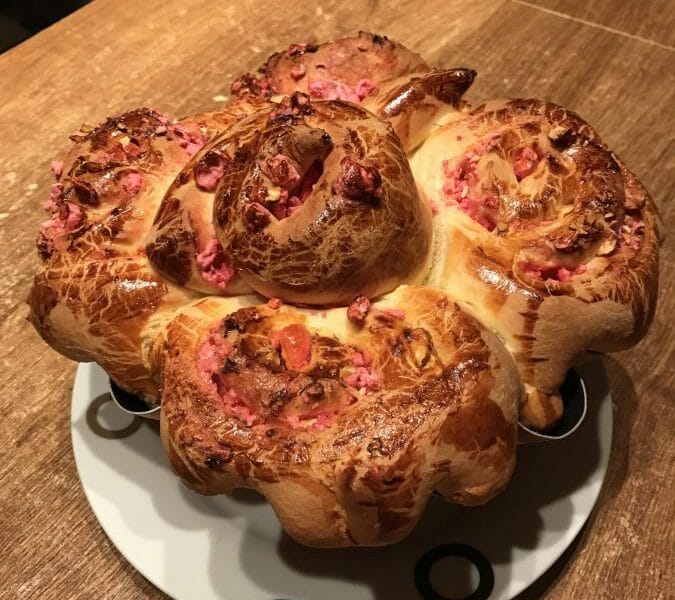 Cliquez pour zoomer ! Brioche aux pralines roses Thermomix par kikou 68