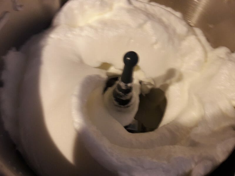 Cliquez pour zoomer ! Blancs en neige Thermomix par Madnath