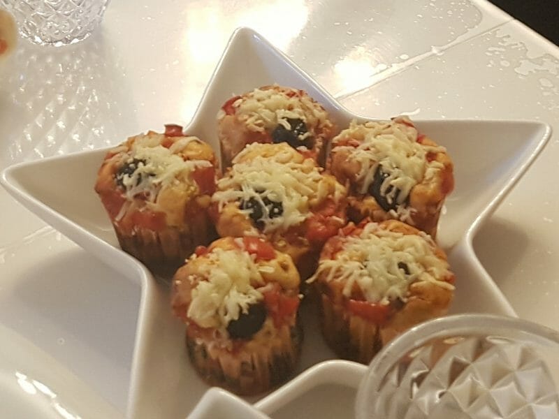 Cliquez pour zoomer ! Muffins salés façon pizza Thermomix par Dalel