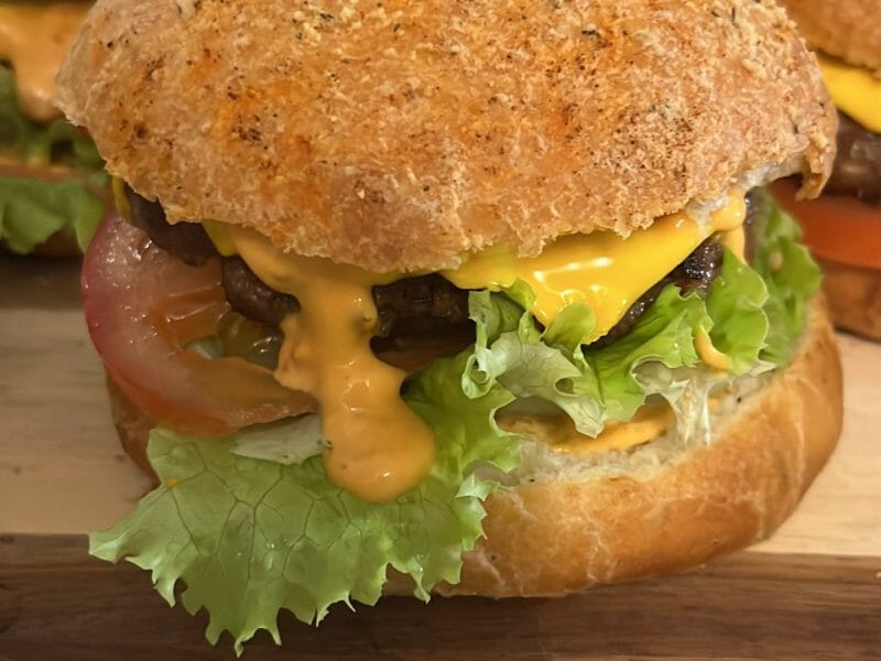 Cliquez pour zoomer ! Pains burger au parmesan et romarin Thermomix par zineb_85