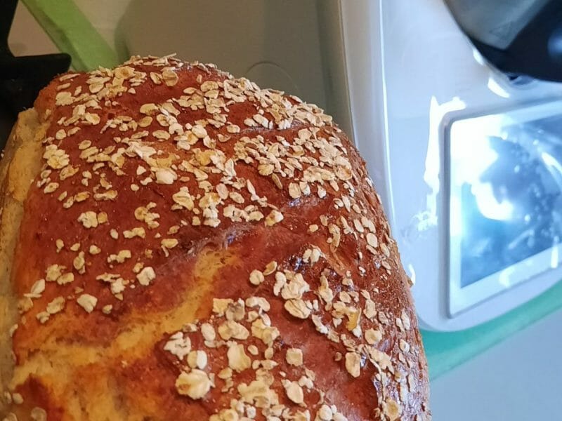Cliquez pour zoomer ! Pain aux flocons d’avoine et au miel Thermomix par fabi0402