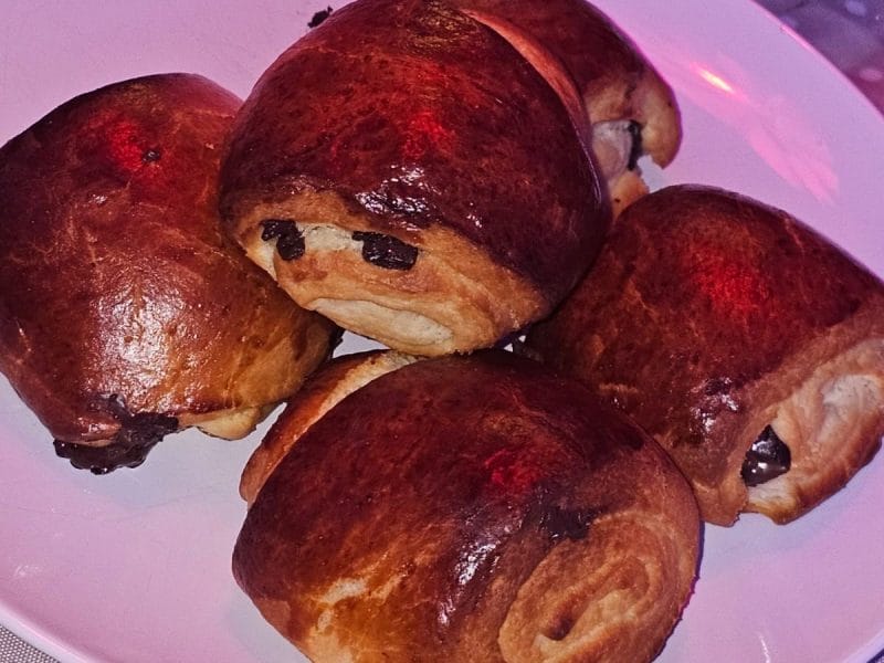 Cliquez pour zoomer ! Pains au chocolat briochés Thermomix par johanna_183