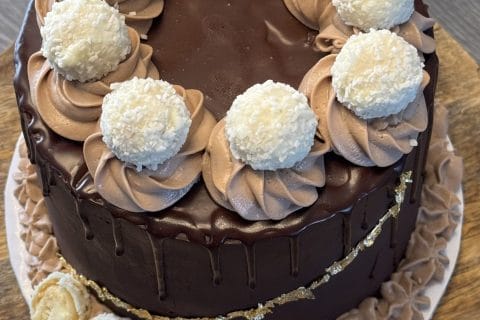 Cliquez pour zoomer ! Layer cake Kinder Bueno Thermomix par thermomix_khawla