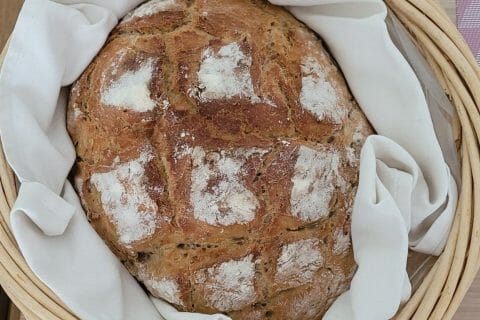 Cliquez pour zoomer ! Pain Cocotte Thermomix par lucie_588