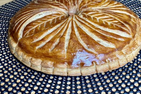 Cliquez pour zoomer ! Galette des rois à la frangipane Thermomix par jessika_201