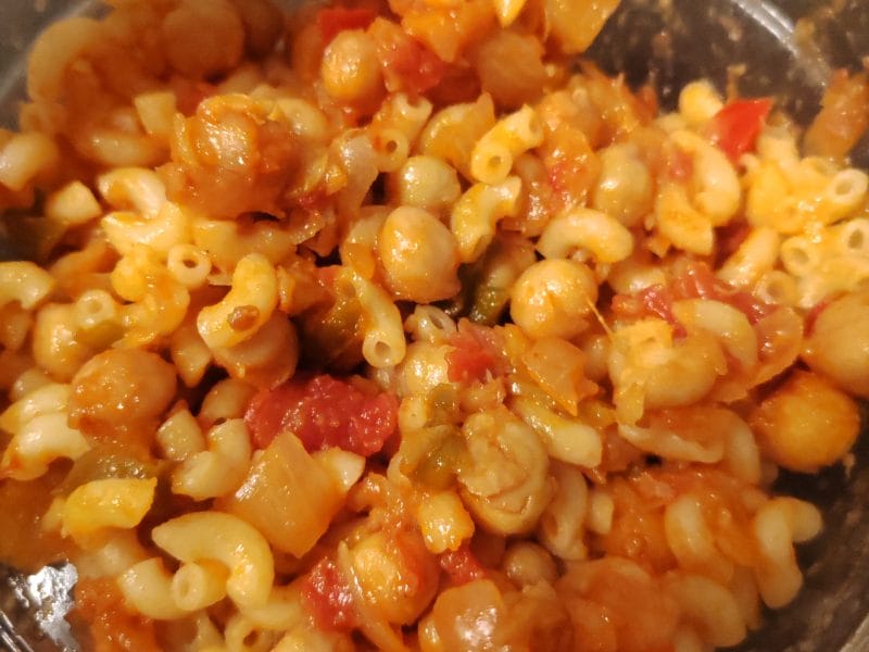 Cliquez pour zoomer ! Mijoté de pois chiches à la tomate, thon et poivrons grillés Thermomix par cacouns