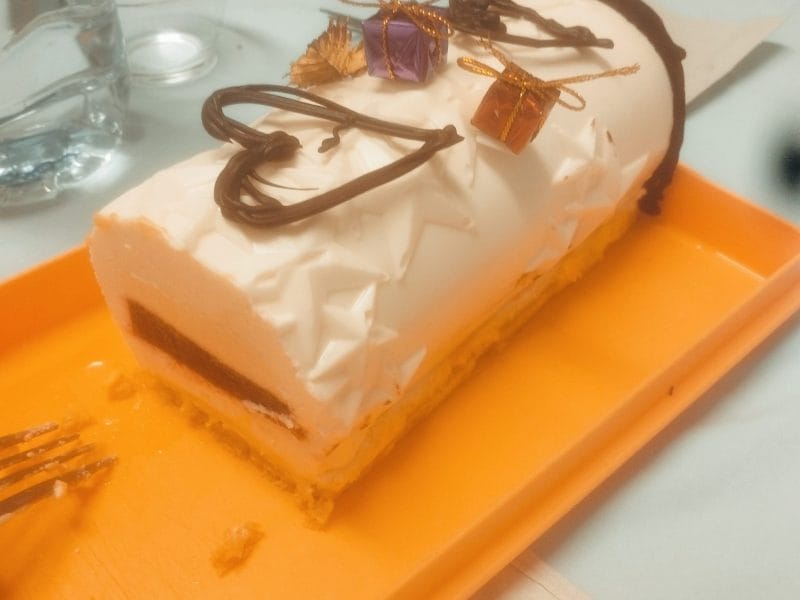 Cliquez pour zoomer ! Bûche citron et framboises Thermomix par alexandra_616