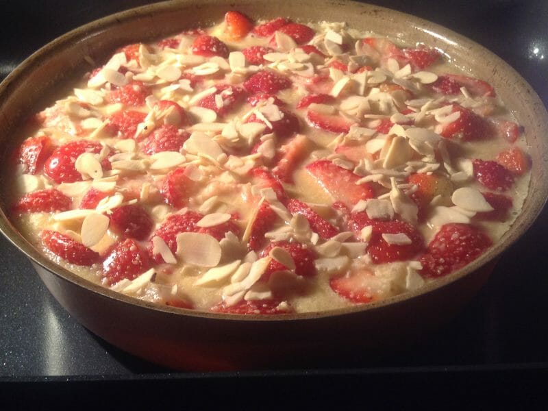 Cliquez pour zoomer ! Clafoutis aux fraises Thermomix par Chapito54