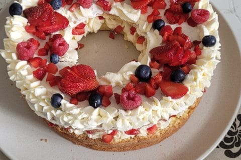 Cliquez pour zoomer ! Fraisier roulé Thermomix par blancaroxy