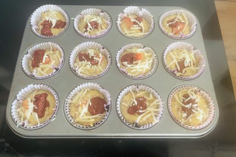 Cliquez pour zoomer ! Muffins salés façon pizza Thermomix par La vie est belle