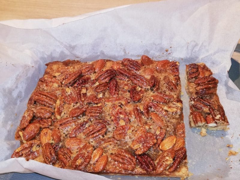 Cliquez pour zoomer ! Carrés pécan et sirop d’érable Thermomix par elise_294