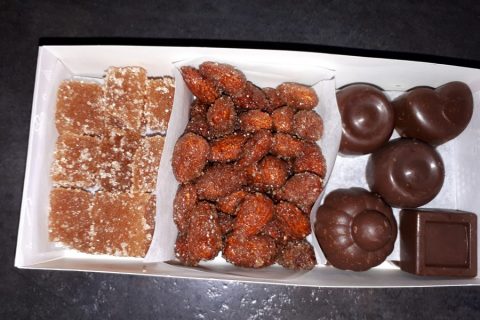 Cliquez pour zoomer ! Amandes grillées à la cannelle et au miel Thermomix par Nisou60